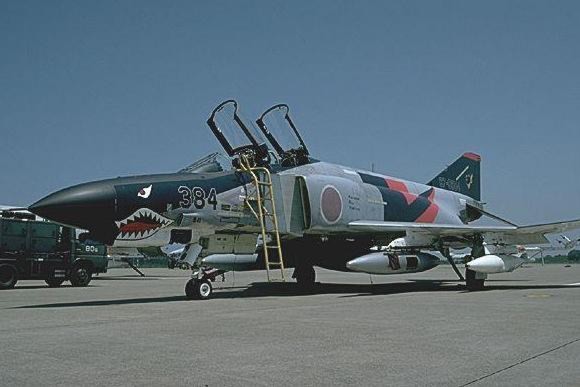 f-4_jp02.jpg