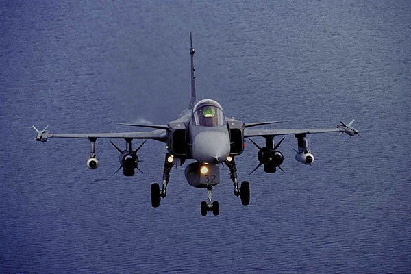 gripen_03.jpg