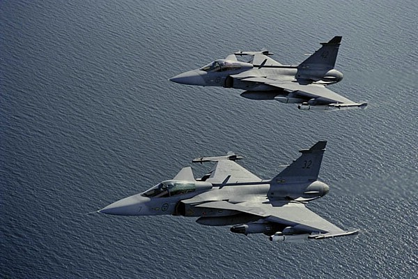 gripen_04.jpg