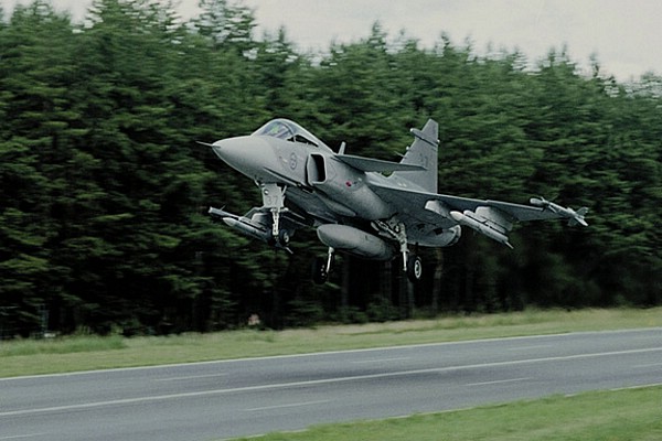 gripen_08.jpg