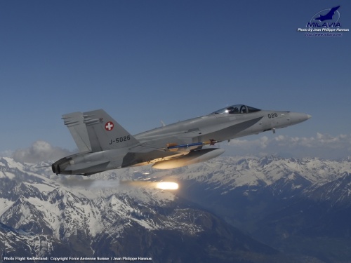 Swiss F-18 Hornet in flight Wallpaper