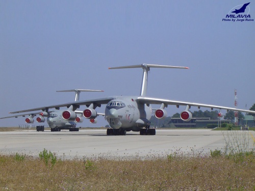 MILAVIA  Military Aircraft Wallpapers  Il78MKI