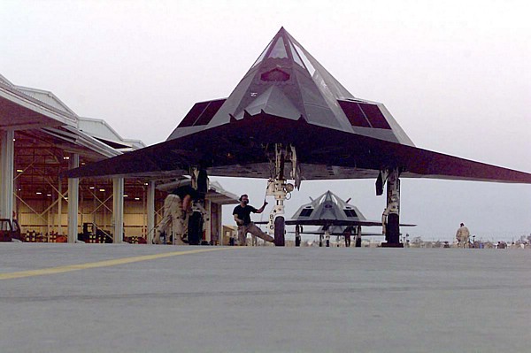 f-117_09.jpg