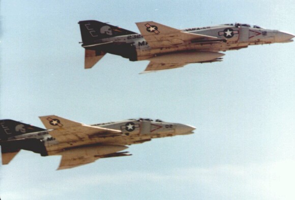 f-4_mc03.jpg