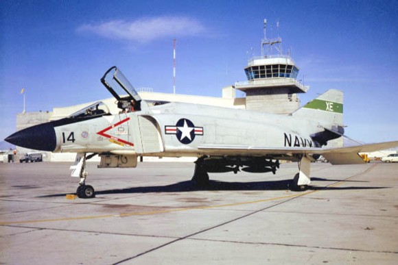 f-4_n04.jpg