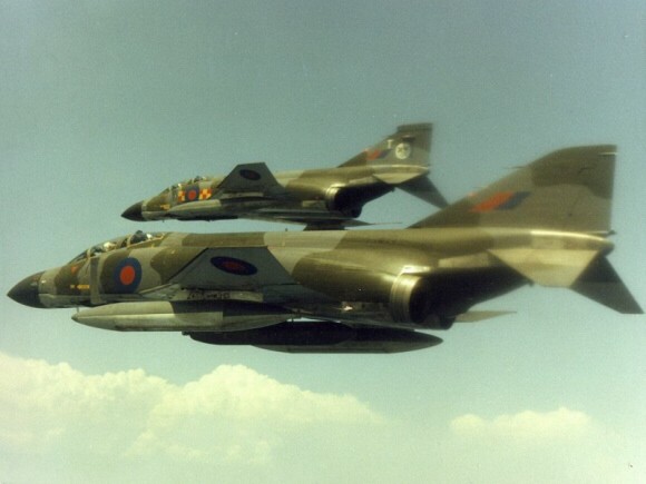 f-4_raf04.jpg