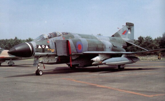 f-4_raf07.jpg