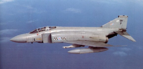 f-4_raf09.jpg