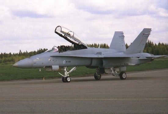 fa-18_f01.jpg