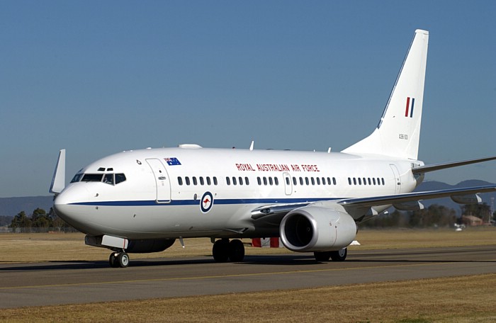 boeing737_raaf02.jpg