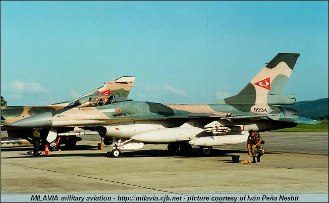 fav_f-16_2.jpg