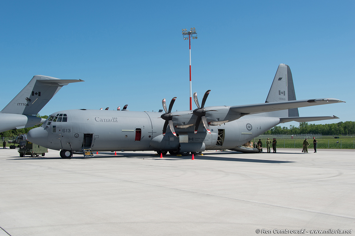 MILAVIA Air Shows CFB Trenton Open House 2014 Ontario, Canada