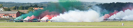 Formation take off of the Frecce Tricolori