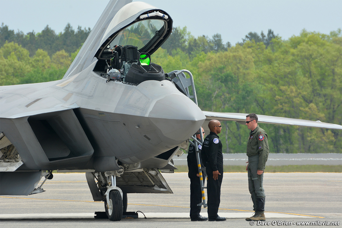 MILAVIA Air Shows - The Great New England Air Show 2015 - Westover ARB ...