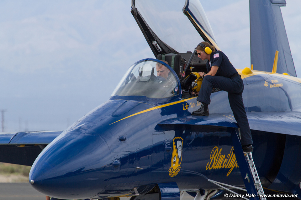 Los Angeles County Air Show 2014 Blue Angels ground crew always