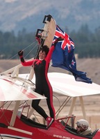 Wingwalker Peggy Krainz