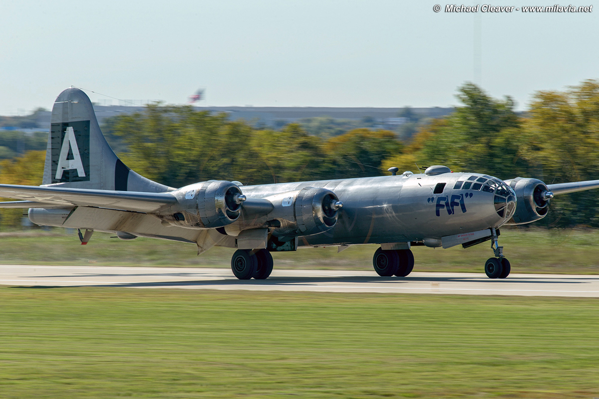 MILAVIA Air Shows Wings Over Dallas 2018 Dallas, Texas