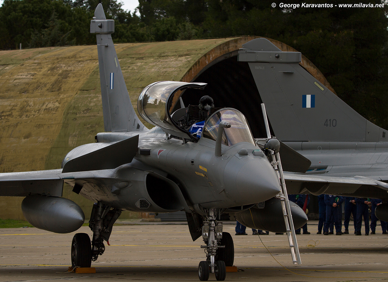 Arrival First Hellenic Air Force Rafales - Tanagra air base, Greece ...