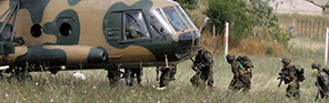 Hungarian Mi-17 Hip picking up German airborne troops