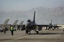 555th FS F-16 Fighting Falcons taxi on the flightline at Bagram Airfield, Afghanistan, on August 31, 2017. Fresh F-16s from Aviano AB were added to Bagram’s fleet, bolstering the 455th Air Expeditionary Wing's ability to provide close-air-support for coalition forces. (U.S. Air Force photo by Staff Sgt. Benjamin Gonsier)