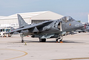 AV-8B 163199/KD-40 was rebuilt receiving the same wing and engine as the Night Attack versions, but still lacks the FLIR sensor.